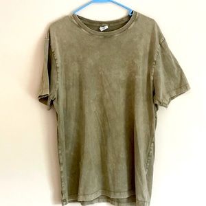 Army green large urban outfitters t-shirt